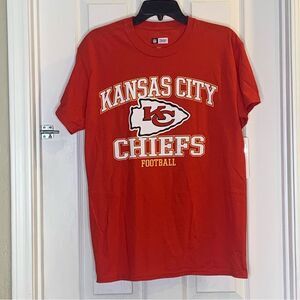 Kansas City Chiefs Football Tee Size Medium
